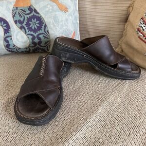 SKECHERS LEATHER SANDALS Size 9 Women's SN 2992 Charades Imagine Slip On 90S Y2K